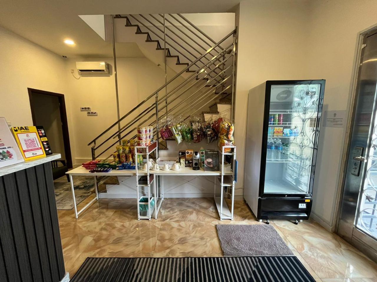 Ij Lodge Miri Zewnętrze zdjęcie