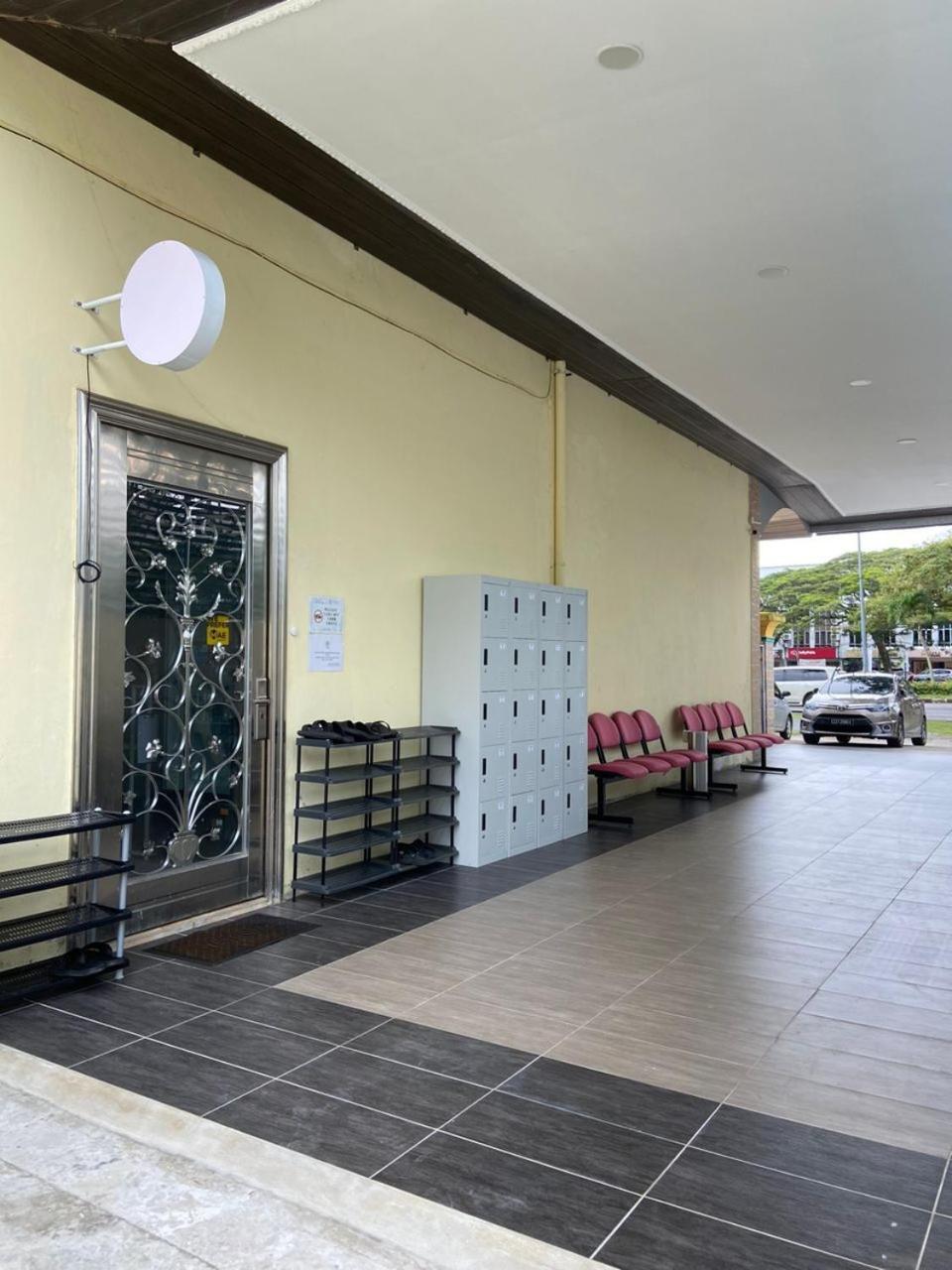 Ij Lodge Miri Zewnętrze zdjęcie